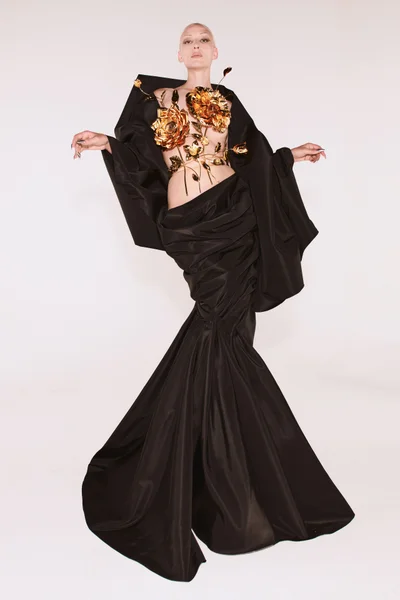 Look 25
